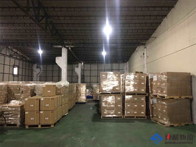 深圳倉庫租賃，深圳到香港物流運(yùn)輸, 深圳工廠裝貨送香港九龍,深圳到香港物流,香港深圳貨運(yùn)運(yùn)輸,深圳香港進(jìn)出口,深港物流專線,中港物流