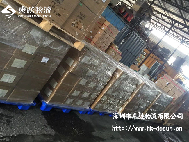 服裝到香港進出口，服裝到香港物流，運輸服裝到香港，發(fā)服裝到香港物流，服裝物流香港專線--東勝物流；深圳到香港物流,香港物流專線,深圳香港進出口,中港物流,香港深圳貨運運輸,深圳市東勝物流有限公司