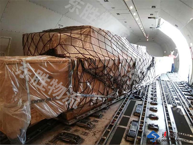 超長(zhǎng)貨物運(yùn)輸?shù)较愀?，超高貨物運(yùn)輸，超寬貨物運(yùn)輸?shù)较愀?；中港物流專線，大件物流到香港運(yùn)輸；深圳到香港物流,香港物流專線,深圳香港進(jìn)出口,中港物流,香港深圳貨運(yùn)運(yùn)輸,深圳市東勝物流有限公司