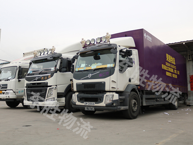 中港噸車，香港噸車，中港噸車運(yùn)輸?shù)较愀?，中港噸車到香港物流專線--東勝物流，深圳到香港物流,香港物流專線,深圳香港進(jìn)出口,中港物流,香港深圳貨運(yùn)運(yùn)輸-深圳市東勝物流有限公司