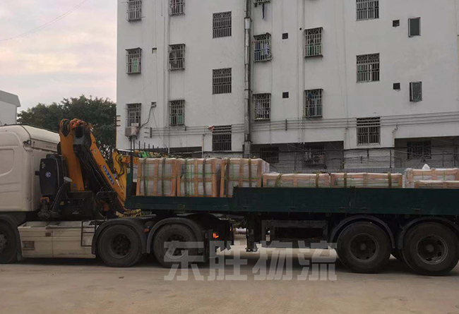 深圳到香港物流：香港清關(guān)跟貿(mào)易清關(guān)的區(qū)別；深圳到香港物流-香港物流專線-中港貨運(yùn)物流運(yùn)輸專線-佛山到香港物流專線-一般貿(mào)易進(jìn)出口報(bào)關(guān)代理-倉(cāng)儲(chǔ)配送-深圳市東勝物流有限公司