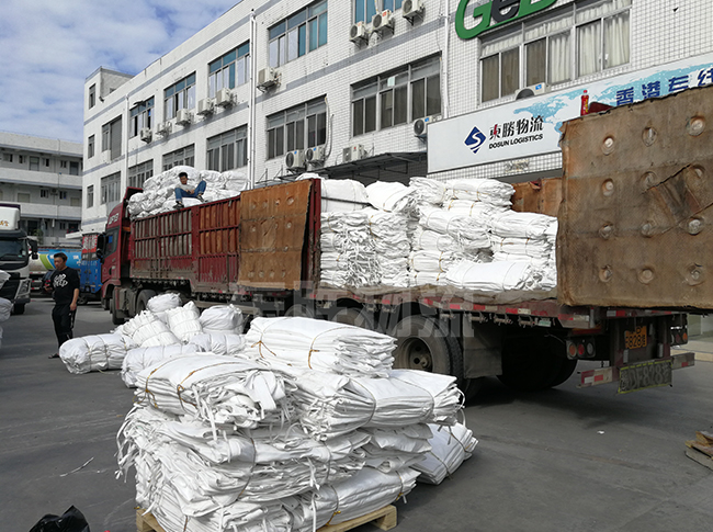 香港到深圳包稅進(jìn)口；深圳到香港物流-香港物流專線-中港貨運(yùn)物流運(yùn)輸專線-佛山到香港物流專線-一般貿(mào)易進(jìn)出口報(bào)關(guān)代理-倉(cāng)儲(chǔ)配送-深圳市東勝物流有限公司