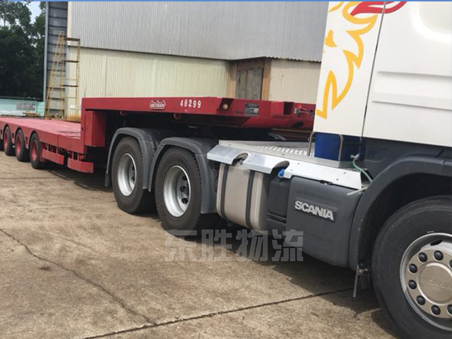 超長、超寬、超高貨物運輸?shù)桨拈T，澳門矮排車運輸案例圖