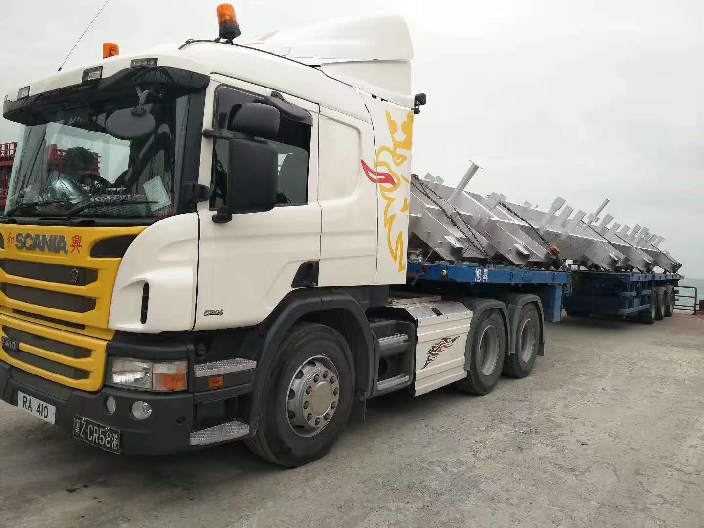 廣州到香港項(xiàng)目工程水泥預(yù)制件運(yùn)輸案例，廣州到香港物流專線，廣州發(fā)貨到香港，廣州發(fā)香港物流，廣州到香港物流，廣州到香港物流運(yùn)輸