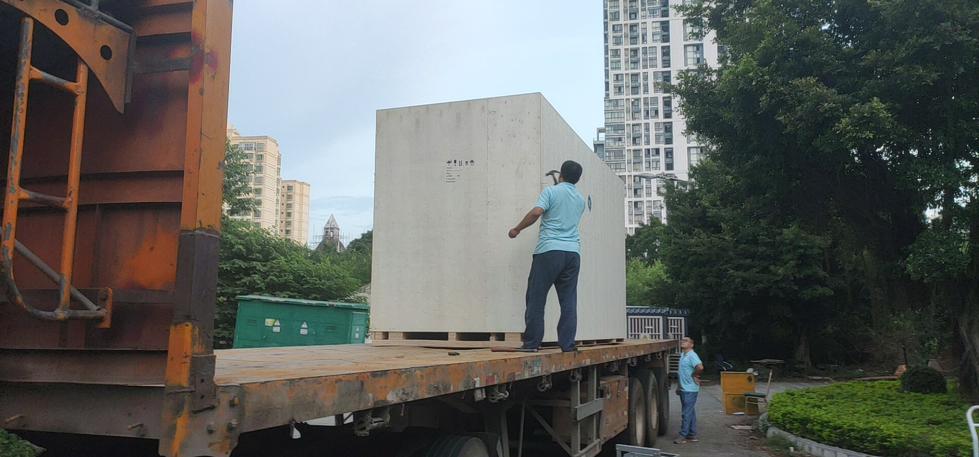 廣州某公司大型變壓器運輸?shù)较愀郯咐?-東勝物流