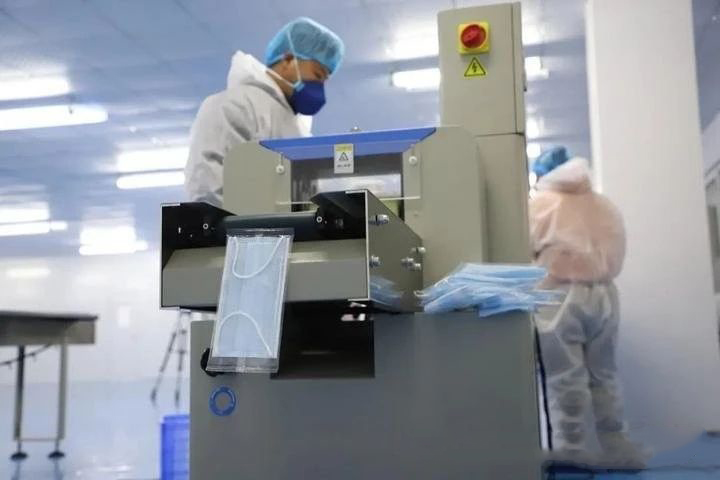 醫(yī)用口罩出口報(bào)關(guān)、普通口罩出口報(bào)關(guān)具體操作如下：