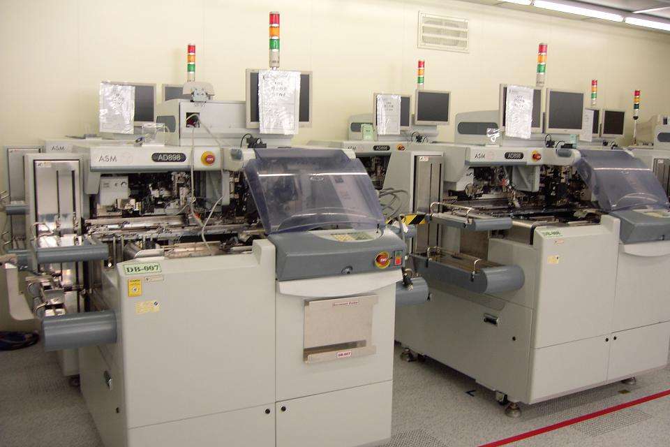 二手舊機械設(shè)備進(jìn)口案例；深圳到香港物流-深圳東勝物流