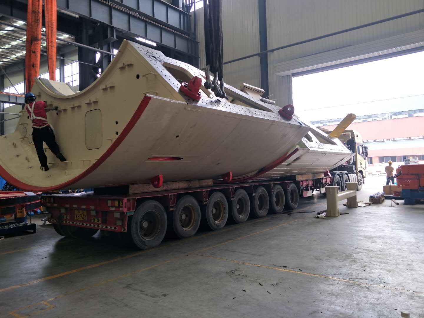 大型模具運輸：佛山發(fā)貨到香港，佛山到香港物流