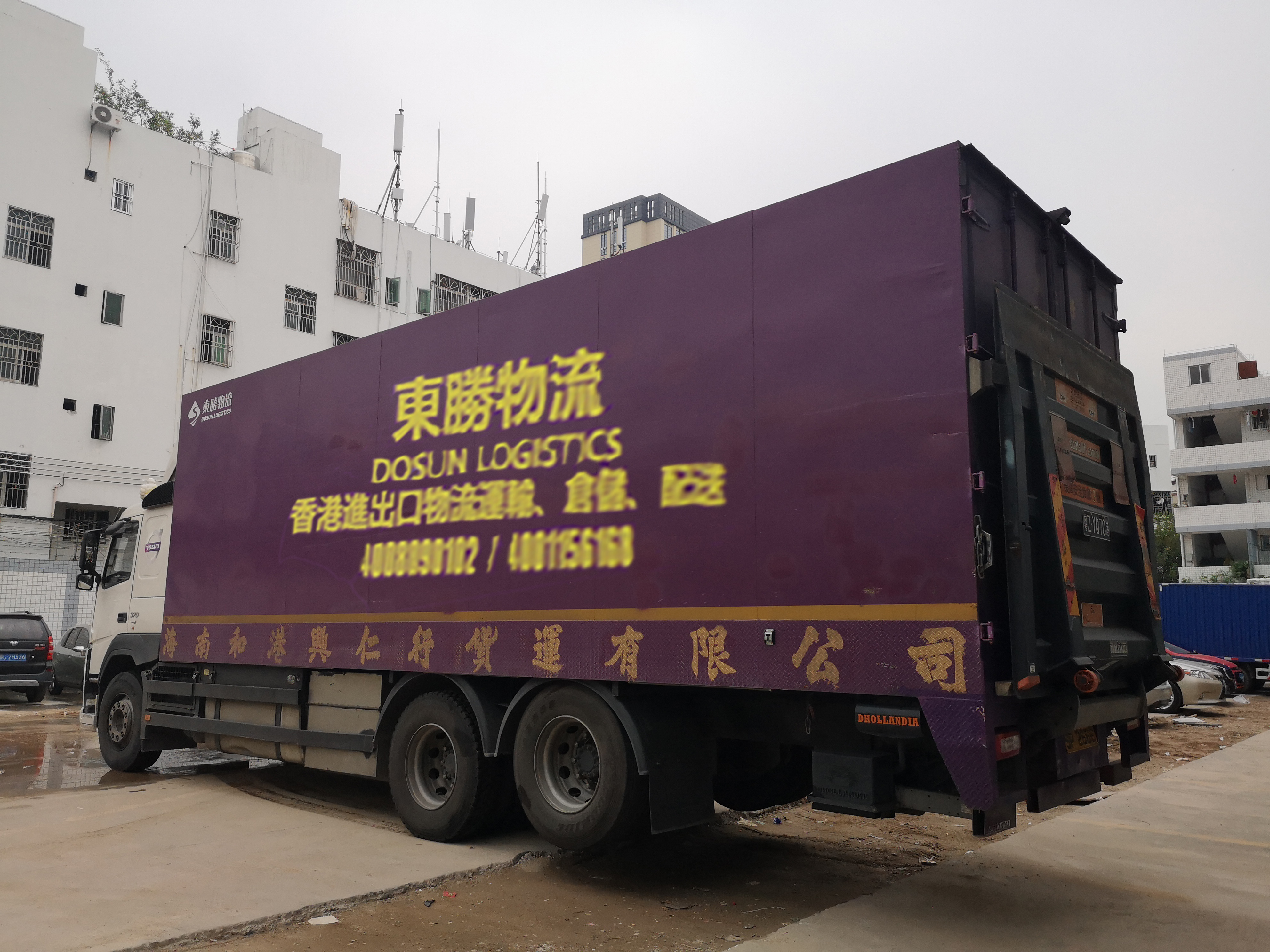 中港噸車整車包車運(yùn)輸?shù)较愀?，深圳東勝物流