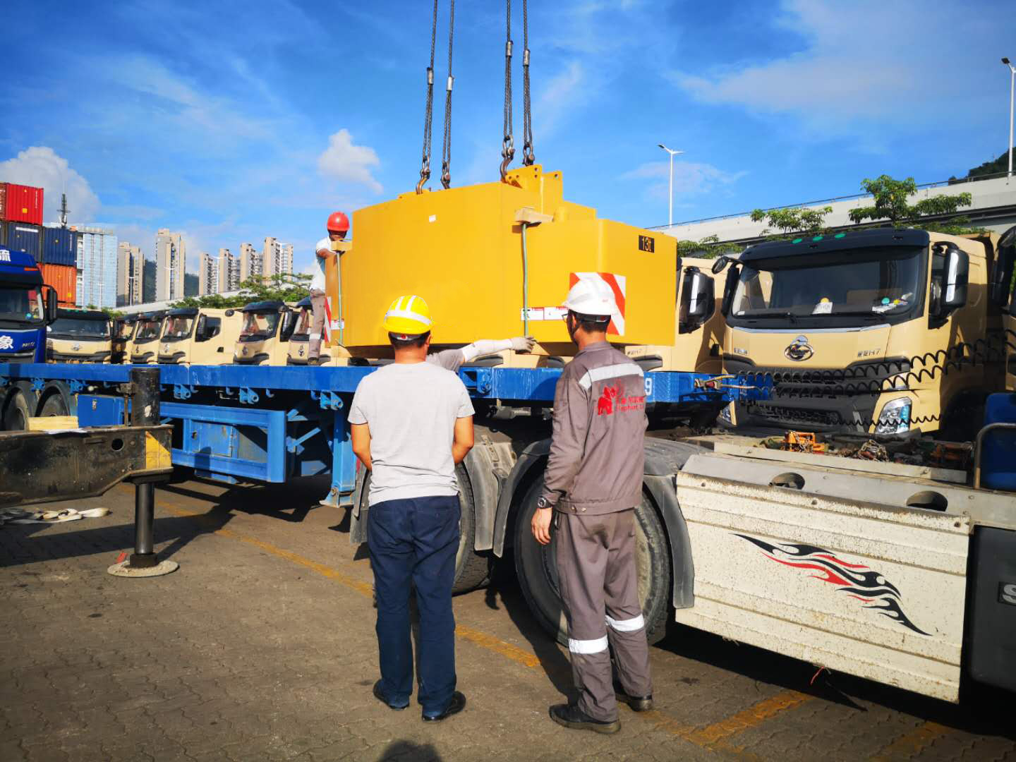 廣州發(fā)貨到香港運輸價格，廣州到香港貨運專線公司