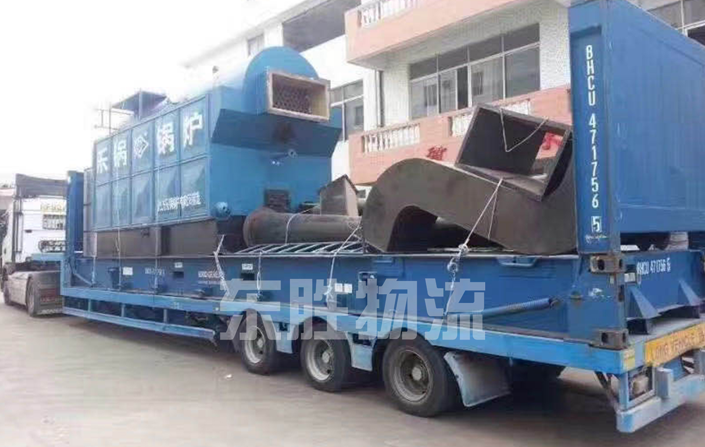 杭州到香港物流，從杭州發(fā)貨到香港價(jià)格，杭州到香港的運(yùn)輸專線，深圳東勝物流中港平板車運(yùn)輸圖