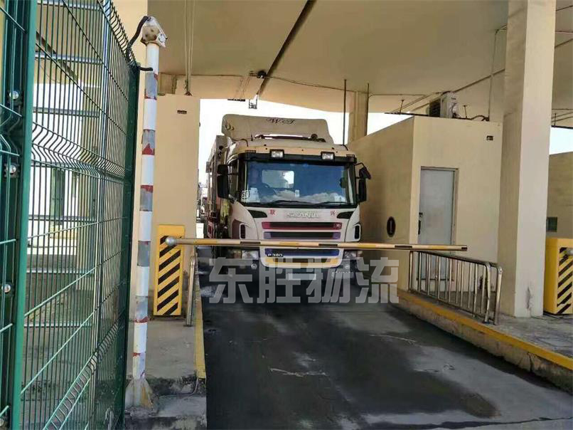 電子煙出口專(zhuān)家；香港物流專(zhuān)線(xiàn)雙清關(guān)；電子煙出口運(yùn)輸案例圖