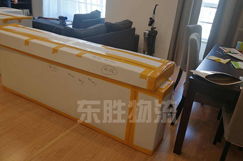 佛山到香港貨運(yùn)專線；承接各類家具商品材料運(yùn)輸?shù)较愀郯咐龍D