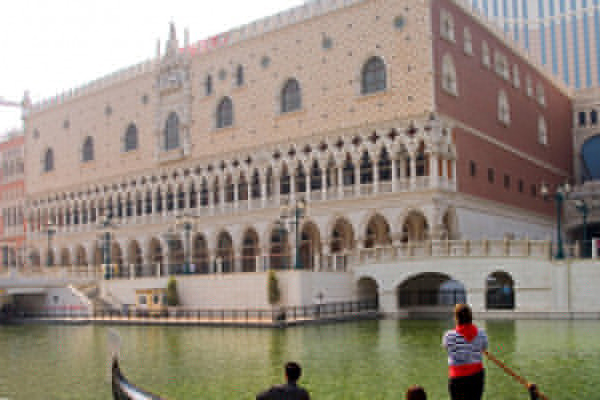 澳門威尼斯人展會運(yùn)輸案例；深圳東勝物流